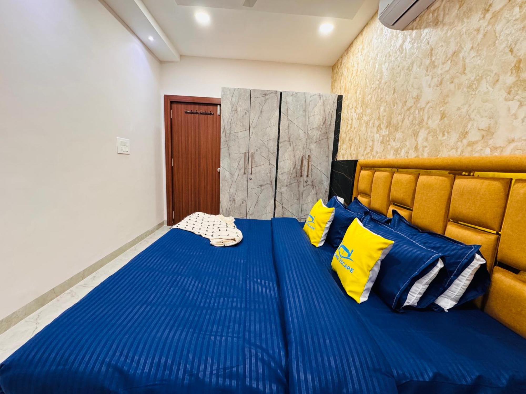 Home Escape Cozy 1Bhk Apartment Mahalaxmi Nagar อินดอร์ ภายนอก รูปภาพ